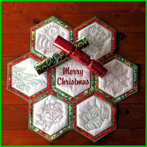In-the-hoop Christmas Topper