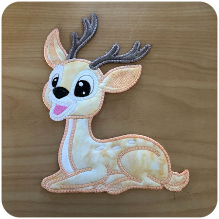 Large Applique Deer by Kreative Kiwi - 450